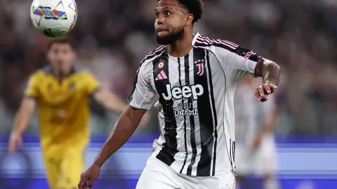 米多指责C罗：队友传球受阻，独享角球机会却未传射